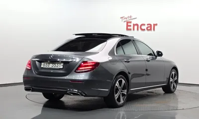 Mercedes-Benz E-Class 2019, 23579 км, за 19372.03 USD