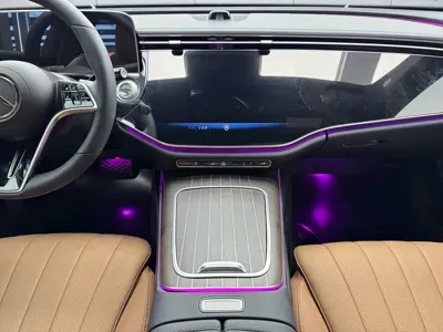 Mercedes-Benz E-Class 2025, 9000 км, за 50440.46 USD - фото 7