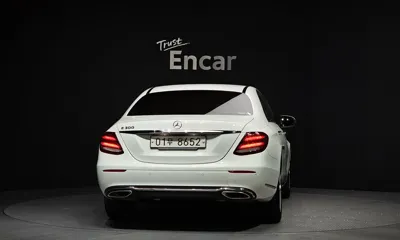 Mercedes-Benz E-Class 2018, 69784 км, за 15526.92 USD