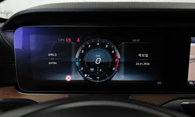 Mercedes-Benz E-Class 2018, 69784 км, за 15526.92 USD - фото 8
