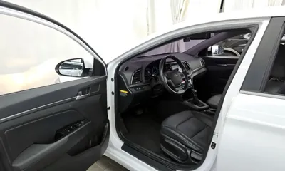 Hyundai Avante 2017, 77823 км, за 6449.51 USD - фото 10