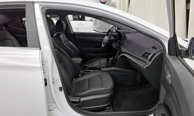 Hyundai Avante 2017, 77823 км, за 6449.51 USD - фото 11