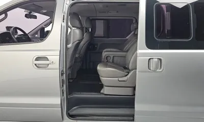 Hyundai Starex 2016, 187087 км, за 5464.49 USD - фото 12