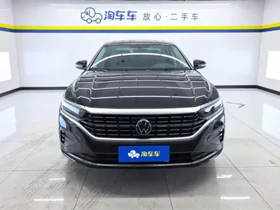 Volkswagen Passat 2025, 5400 км, за 19672.96 USD