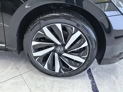 Volkswagen Passat 2025, 5400 км, за 19672.96 USD - фото 6