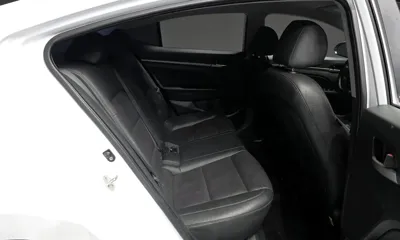 Hyundai Avante 2018, 184026 км, за 4332.41 USD - фото 11