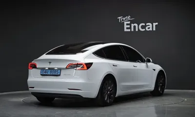 Tesla Model 3 2020, 93536 км, за 19509.51 USD