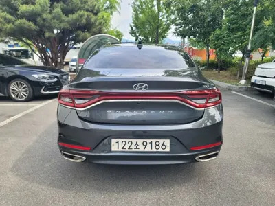 Hyundai Grandeur 2019, 152206 км, за 8269.84 USD