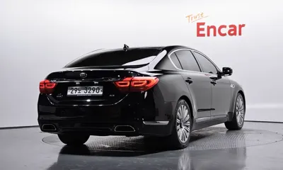 Kia K9 2013, 117982 км, за 6490.06 USD