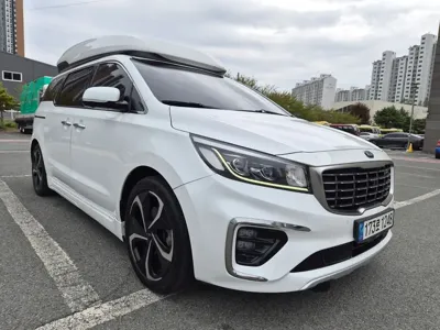 Kia Canival 2019, 161752 км, за 13081.71 USD