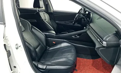 Hyundai Avante 2021, 141625 км, за 7351.98 USD - фото 12