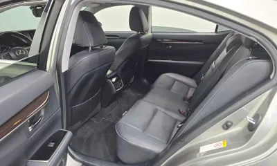 Lexus ES 2018, 59274 км, за 17486.83 USD - фото 11