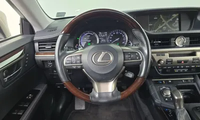 Lexus ES 2018, 59274 км, за 17486.83 USD - фото 13