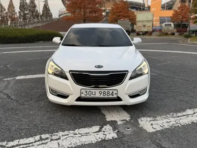 Kia K7 · 2011 год