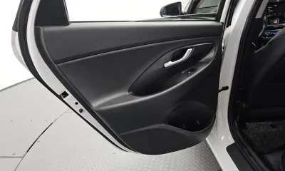 Hyundai i30 2017, 123387 км, за 6082.49 USD - фото 25