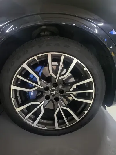 Maserati Grecale 2023, 16000 км, за 51550.16 USD