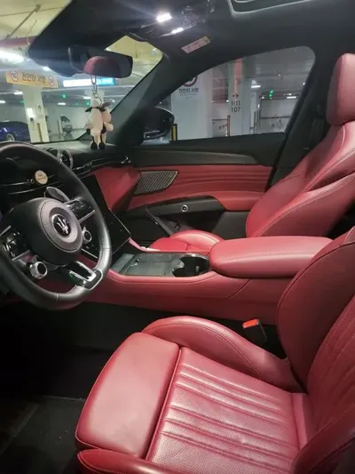 Maserati Grecale 2023, 16000 км, за 51550.16 USD - фото 8