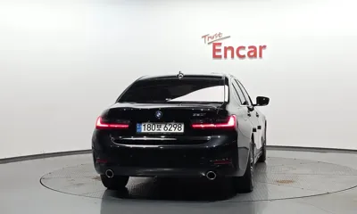 BMW 3-Series 2021, 125163 км, за 13140.79 USD