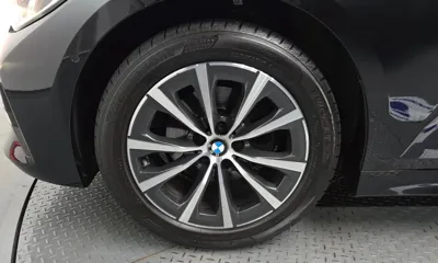 BMW 3-Series 2021, 125163 км, за 13140.79 USD