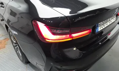 BMW 3-Series 2021, 125163 км, за 13140.79 USD - фото 23