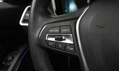 BMW 3-Series 2021, 125163 км, за 13140.79 USD - фото 31