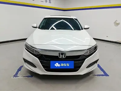 Honda Accord 2021, 27900 км, за 14243.4 USD
