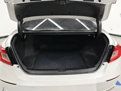 Honda Accord 2021, 27900 км, за 14243.4 USD