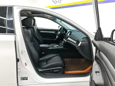Honda Accord 2021, 27900 км, за 14243.4 USD - фото 8