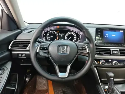Honda Accord 2021, 27900 км, за 14243.4 USD - фото 15