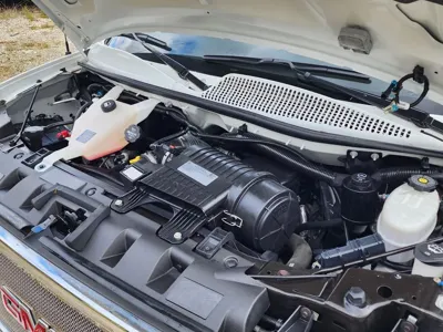 GMC Savana 2020, 65620 км, за 26602.72 USD - фото 6