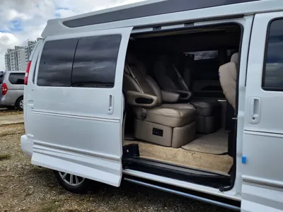 GMC Savana 2020, 65620 км, за 26602.72 USD - фото 11