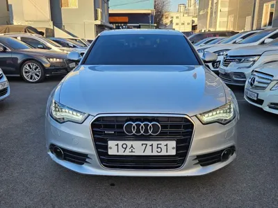 Audi A6 · 2015 год