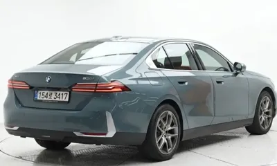 BMW 5-Series 2025, 7131 км, за 40954.29 USD