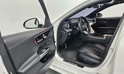 Mercedes-Benz C-Class 2022, 93806 км, за 28404.36 USD - фото 10