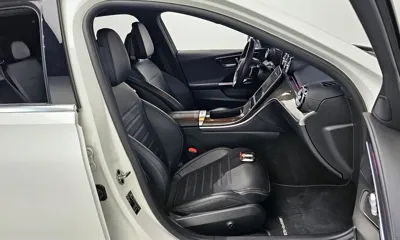 Mercedes-Benz C-Class 2022, 93806 км, за 28404.36 USD - фото 12