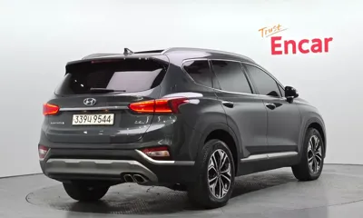 Hyundai Santafe 2019, 123939 км, за 11074.92 USD