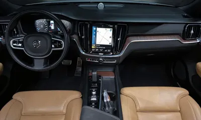 Volvo V60 2021, 66212 км, за 23046.34 USD - фото 7