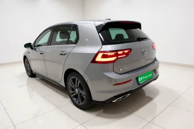 Volkswagen Golf 2021, 19700 км, за 23008 USD