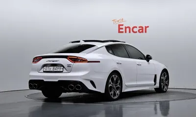 Kia Stinger 2018, 76879 км, за 12348.92 USD