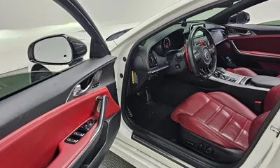 Kia Stinger 2018, 76879 км, за 12348.92 USD - фото 11