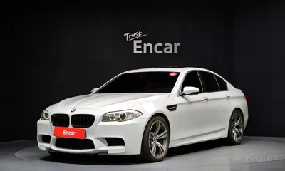 BMW M5 · 2012 год