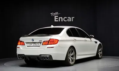 BMW M5 2012, 113037 км, за 23303.14 USD