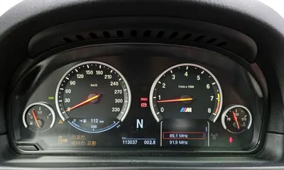 BMW M5 2012, 113037 км, за 23303.14 USD - фото 8