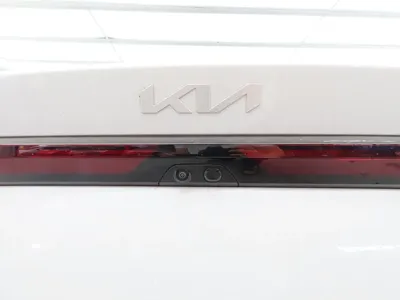 Kia K5 2025, 8919 км, за 18642.51 USD - фото 16