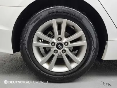 Hyundai Sonata 2016, 114381 км, за 6381.45 USD