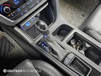 Hyundai Sonata 2016, 114381 км, за 6381.45 USD - фото 9