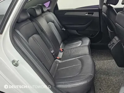 Hyundai Sonata 2016, 114381 км, за 6381.45 USD - фото 12