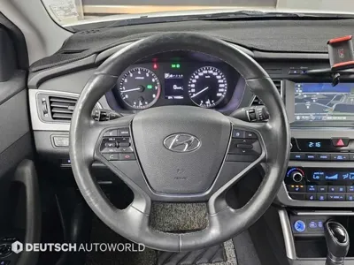 Hyundai Sonata 2016, 114381 км, за 6381.45 USD - фото 13