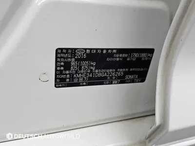 Hyundai Sonata 2016, 114381 км, за 6381.45 USD - фото 20