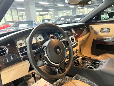 Rolls-Royce Ghost 2018, 44347 км, за 150420.33 USD